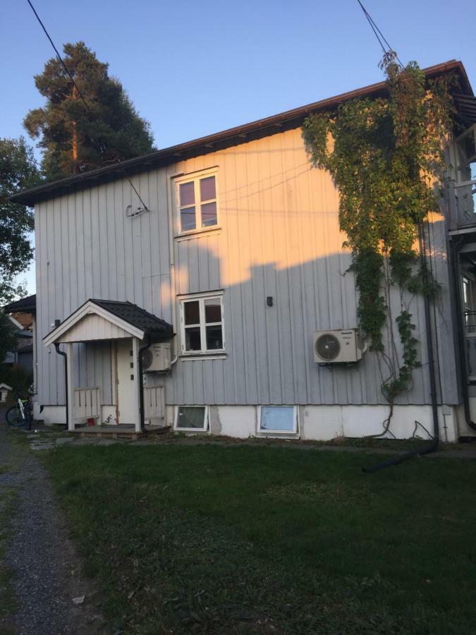 Skarer Veie 58 Appartamento Lorenskog Esterno foto